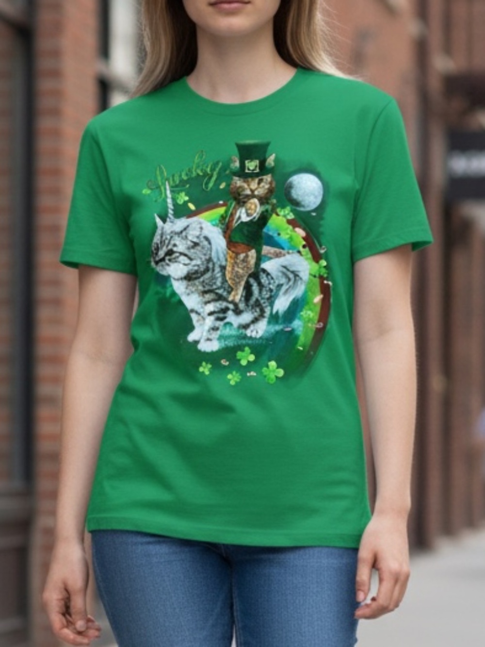 Lucky green cat t-shirt